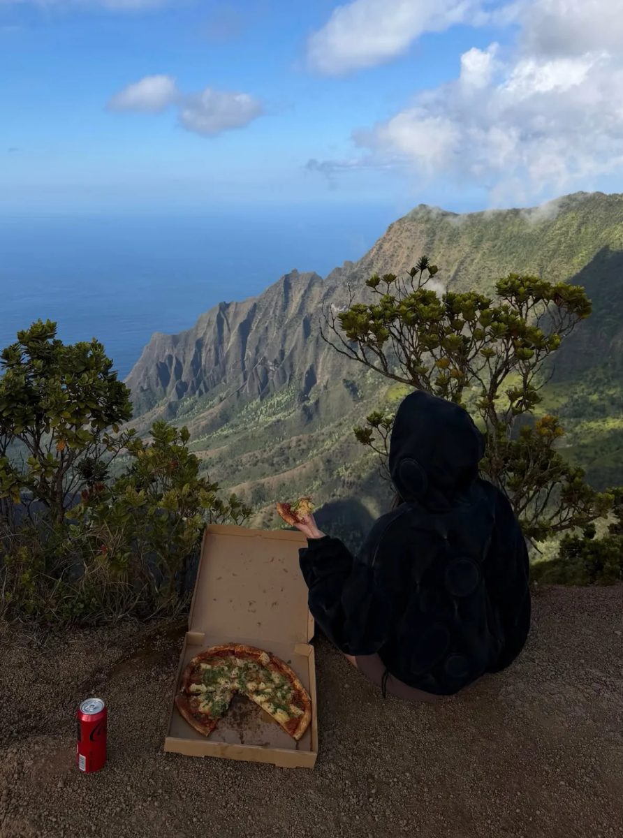Time for pizza 🍕 on a mountain