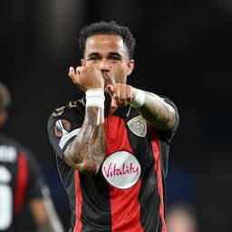 Justin Kluivert maakt eerste Europese goal ooit voor winnend Bournemouth
