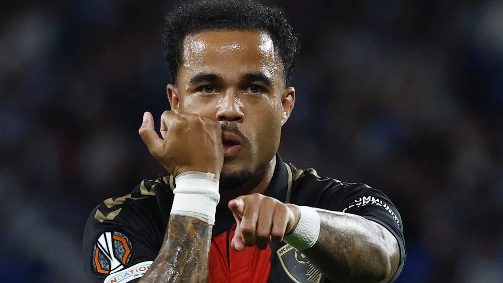 Kluivert helpt Bournemouth langs Real Sociedad, Portugese tweedeklasser stunt met zege