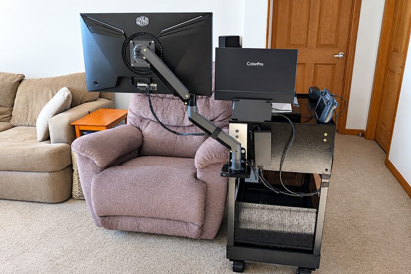 Un usuario crea un soporte para PC que cree que no interesará a nadie, pero otros señalan que su idea es mejor de lo qu…