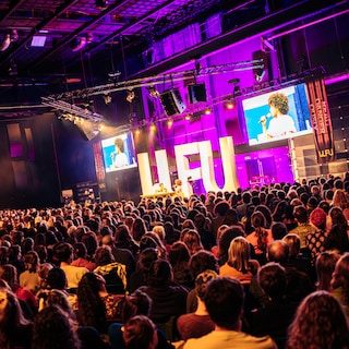 Het grootste literatuurfestival van Nederland Ilfu komt er weer aan: ‘Je komt er schrijvers tegen in het wild’