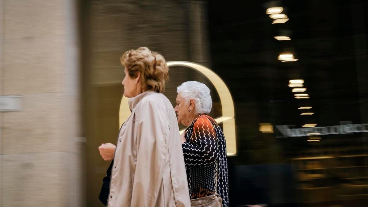 La Agencia Española de Nutrición retira el estudio sobre menopausia basado en datos de hombres y encarga uno nuevo