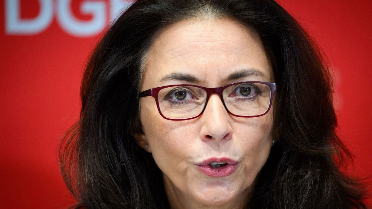 Gewerkschaften: DGB warnt vor AfD - und protestiert gegen Regierung