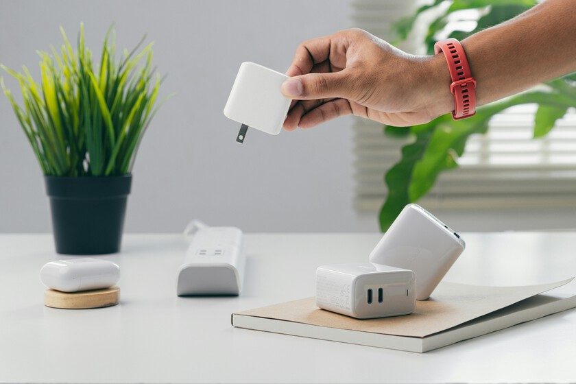 Mejores cargadores rápidos para móvil, tablet, portátil y otros dispositivos. 6 modelos recomendados por potencia y seg…