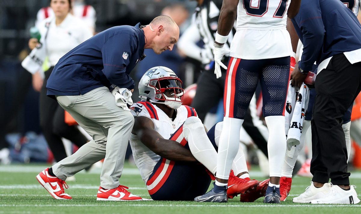 Patriots WR AJ Brown to Miss a Significant Amount of Time: Report