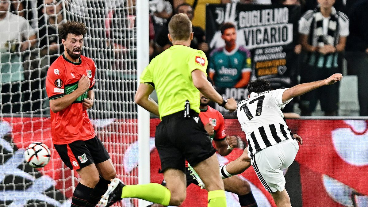 Europa League, la Juventus asfalta 5-0 il Nec