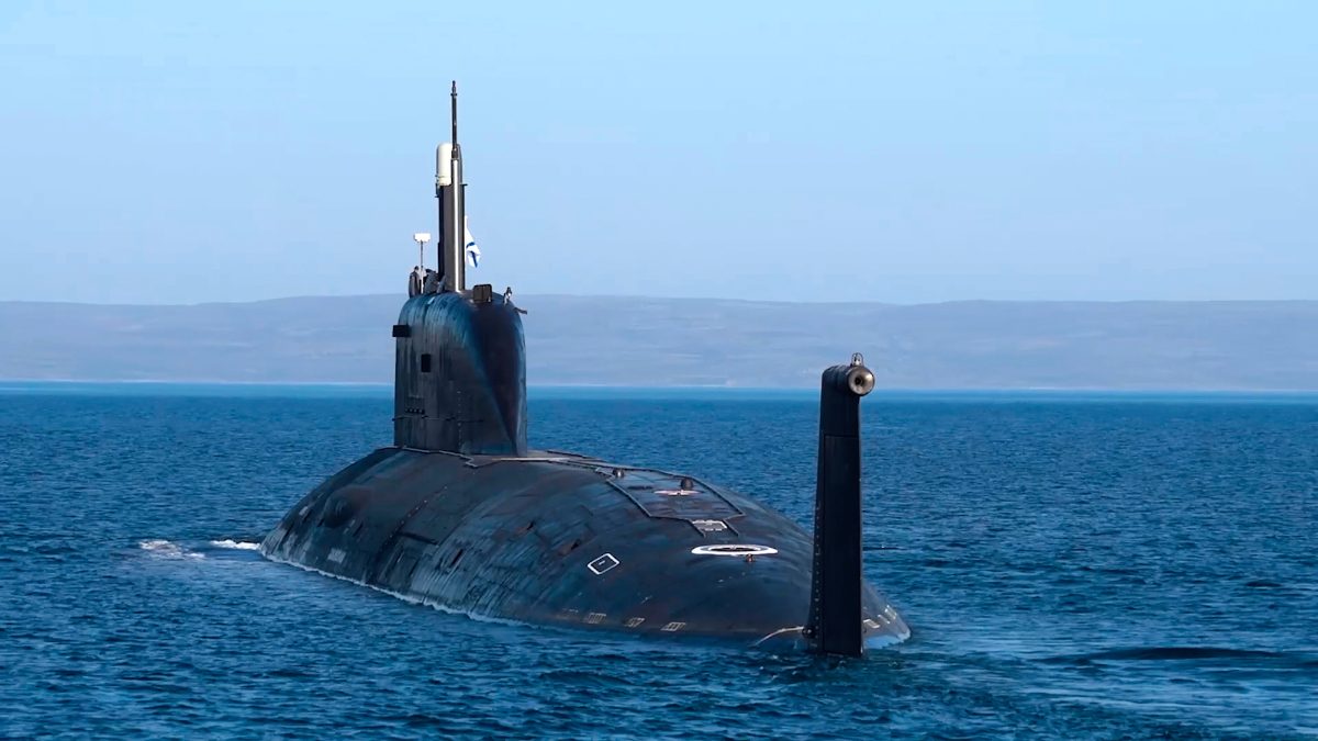 Guerra ibrida nell’Artico, Reuters: “La Nato ha impedito a sottomarini russi di sabotare cavi sottomarini alle Svalbard”