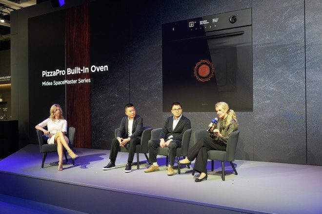 Midea a IFA con il nuovo forno al grafene che si riscalda in 0,2 secondi