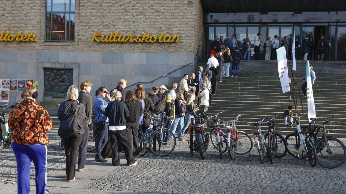 Närmare fyra miljoner förtidsröstade i valet