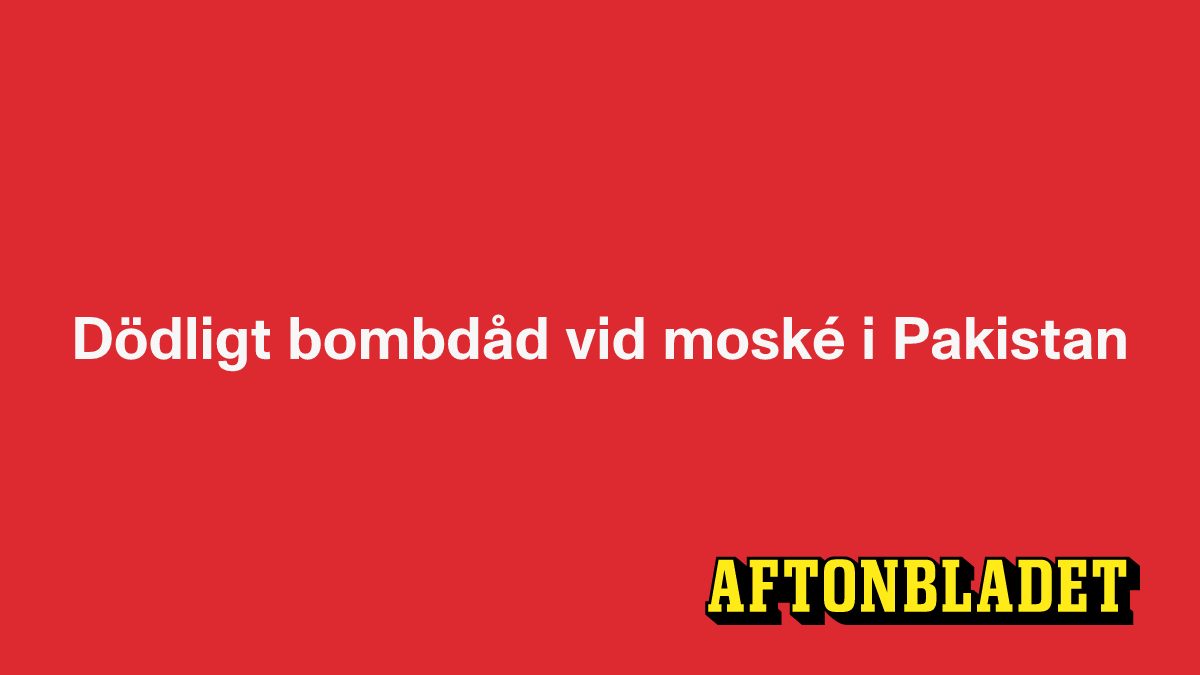 Dödligt bombdåd vid moské i Pakistan