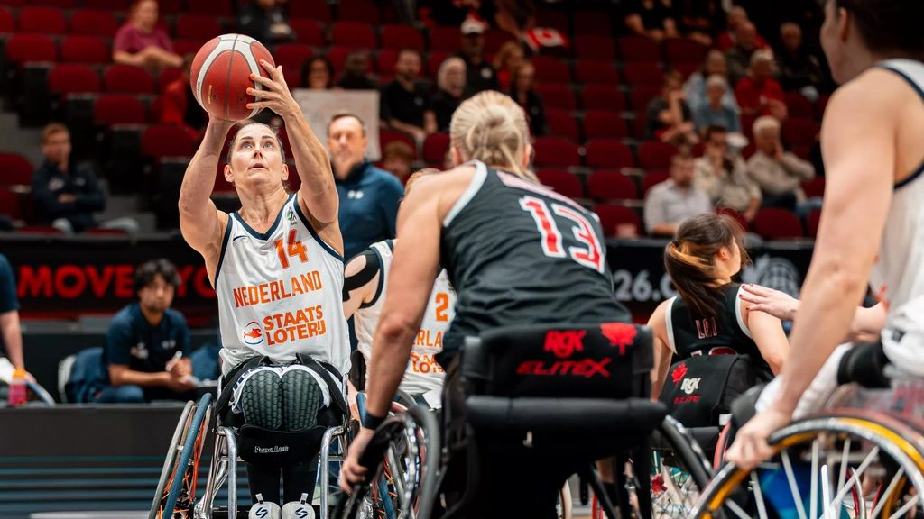 Rolstoelbasketbalsters verliezen halve finale WK, nu strijd om brons tegen Britten