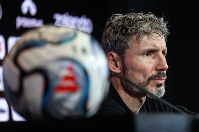 Des revenants, un nouveau gardien et pas de Meunier: voici les 28 Diables Rouges appelés par Mark van Bommel