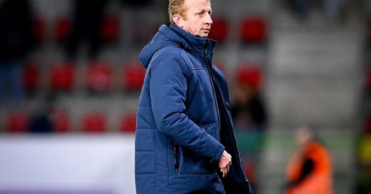 Ex-coach Essevee naar Kortrijk? "Kilimanjaro beklimmen makkelijker"
