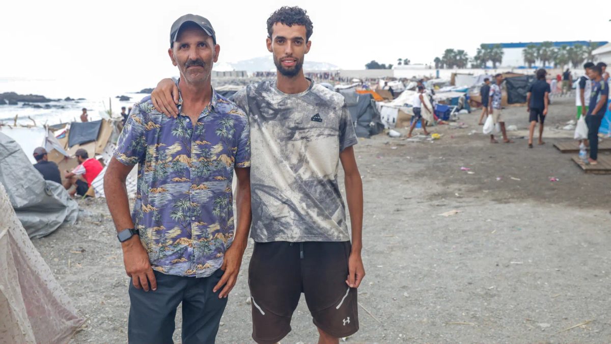 Larbi y Omar, nieto y biznieto de un soldado de los Regulares: "Hemos pagado mucho por defender la bandera española"