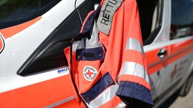 Auf Fahrrad: Elfjährige von Bus erfasst und schwer verletzt