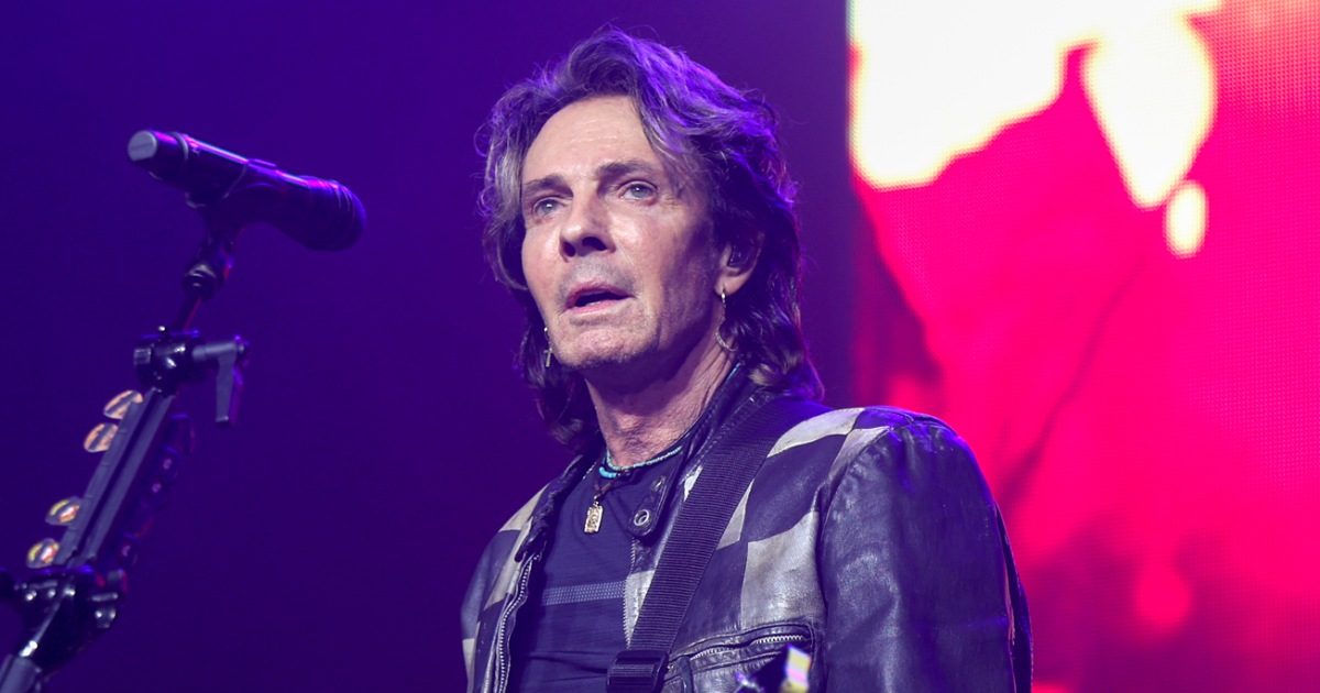 Rick Springfield recalls killing a man in Vietnam while he was there performing for troops