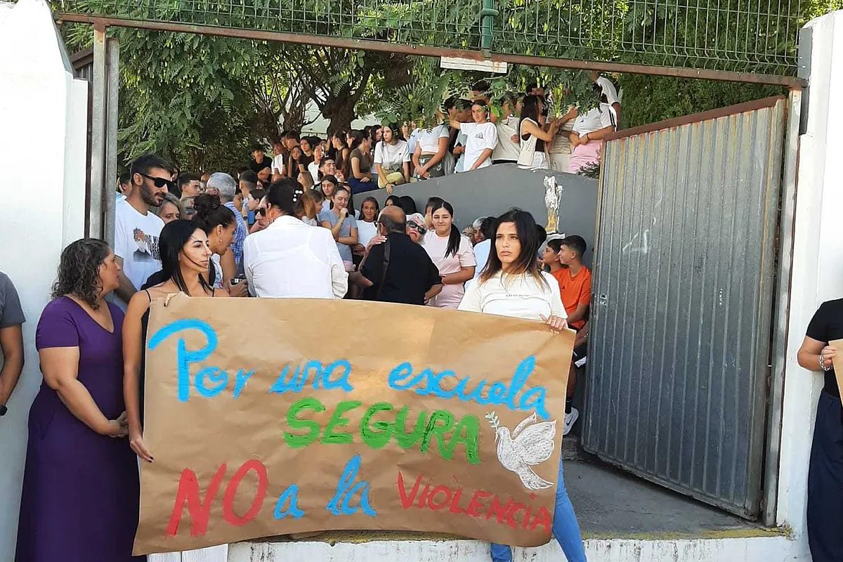 Un alumno de 15 años agrede a la profesora durante una clase de convivencia, compañerismo y valores en un instituto de…