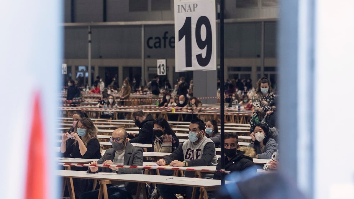 El Gobierno enfría la idea de crear un máster y una escuela de opositores para acceder a las categorías de alto funcion…