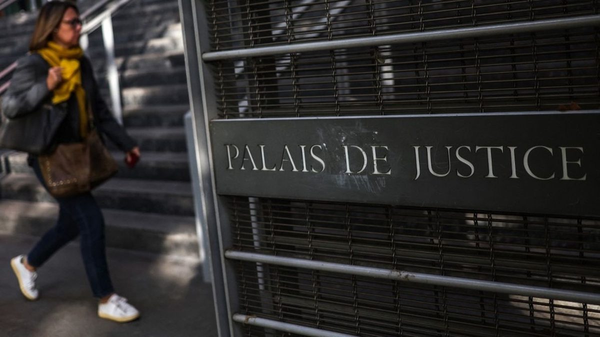 Enseignante menacée de décapitation près de Toulouse : le père de famille condamné à six mois de prison ferme et incarc…