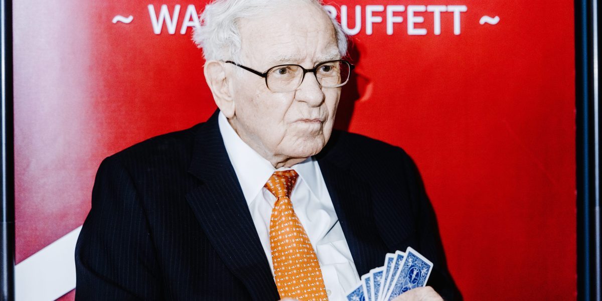 Warren Buffett abruptly steps down as Berkshire chair as ‘Father Time’ wins, handing role to son Howard who will ‘guard…