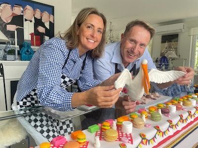Prinses Claire bakt taart voor recordpoging