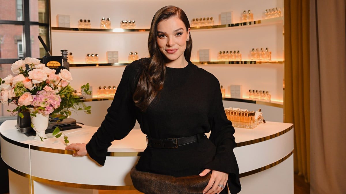 Hailee Steinfeld Steps Out During NYFW for Estée Lauder Event in Rare Appearance After Becoming a Mom