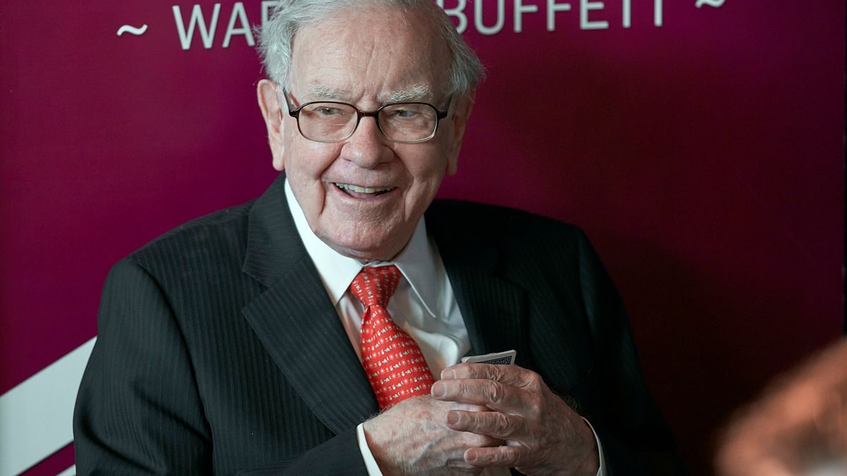 Warren Buffett går av som styreleder: – Tiden vinner alltid