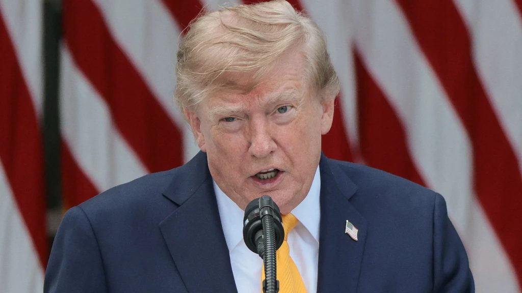 CNN, MSNOW en Politico door Trump uit Witte Huis geweerd om 'nepnieuws'