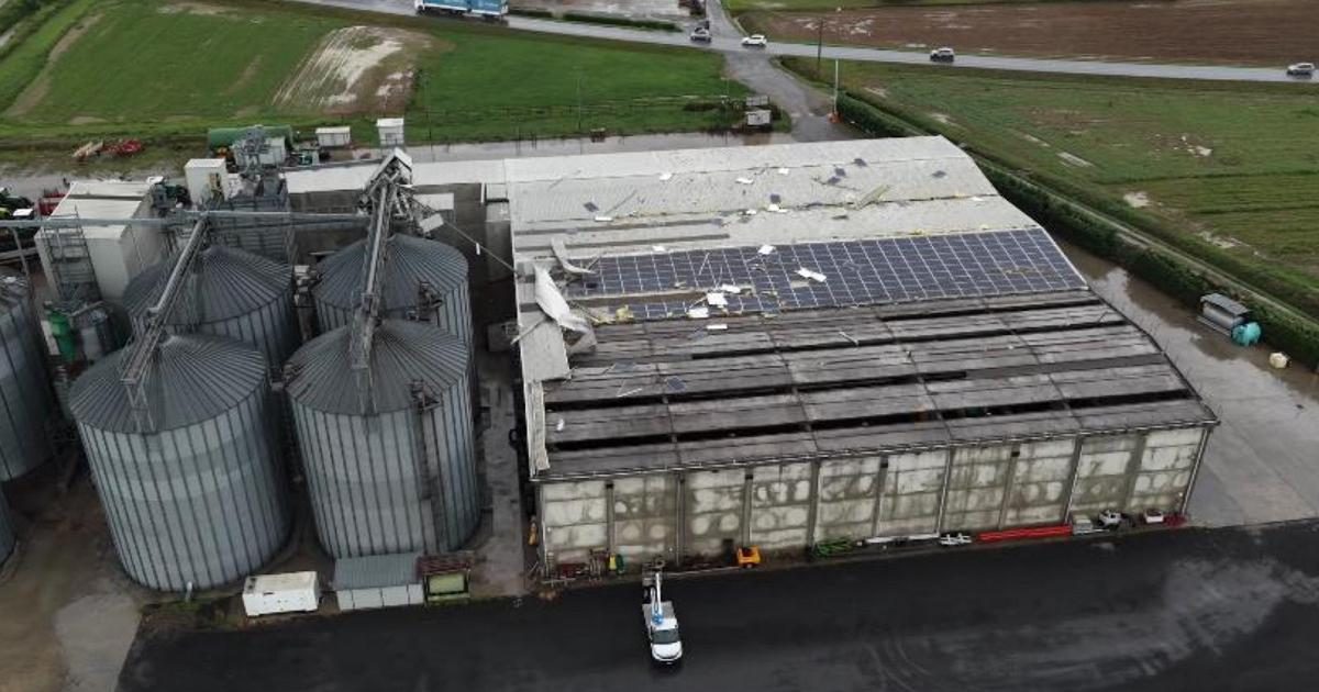 Danni ad azienda nel bresciano, tetto sradicato: le immagini dal drone