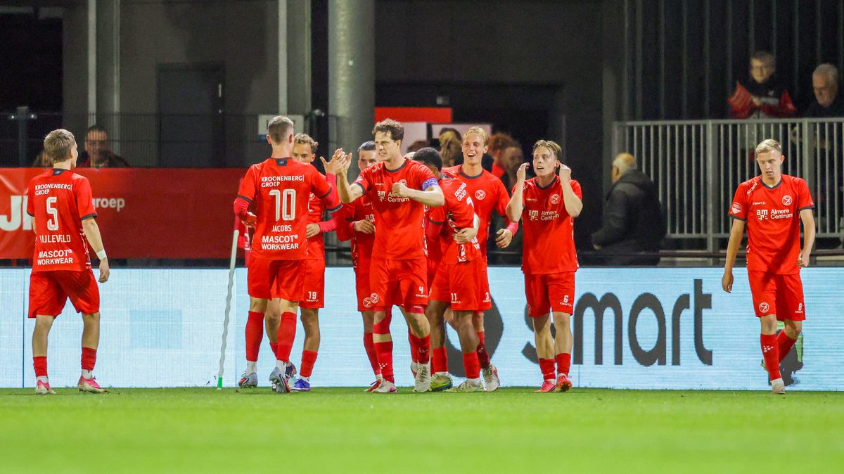 Heracles Almelo is perfecte status kwijt dankzij Almere City, pijnlijke avond FC Volendam