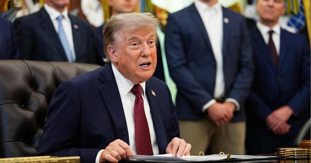 Trump bandisce dalla Casa Bianca Cnn, Politico e MsNow: "Diffondono notizie false"