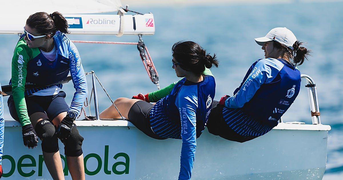 La Liga de Vela Femenina bate su récord de participación en Vilagarcía