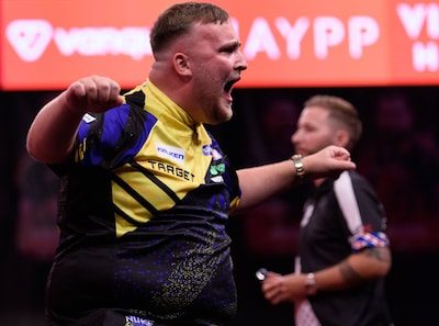Luke Littler hekelt Nederlandse dartsfans na winst op Danny Noppert: ‘Moest ze van repliek dienen’