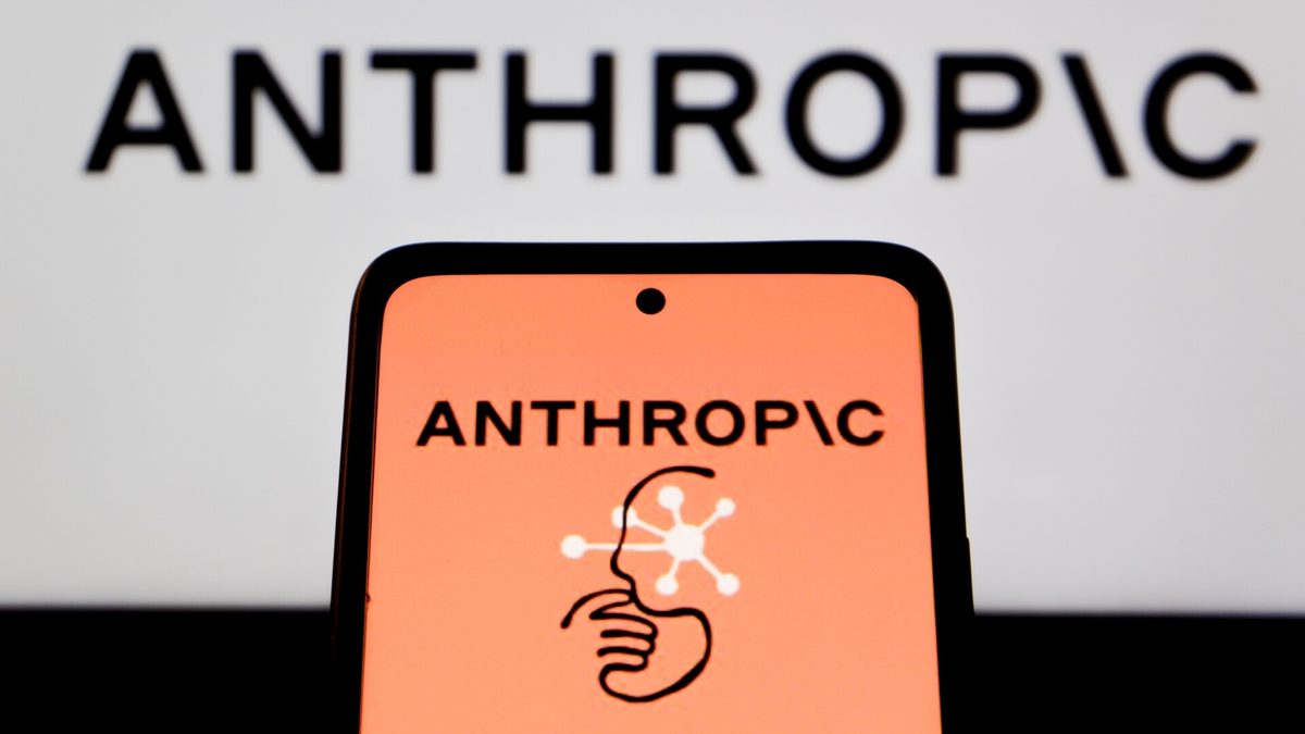 Anthropic a désormais un laboratoire secret de biologie, et veut que son IA Claude y dirige des robots