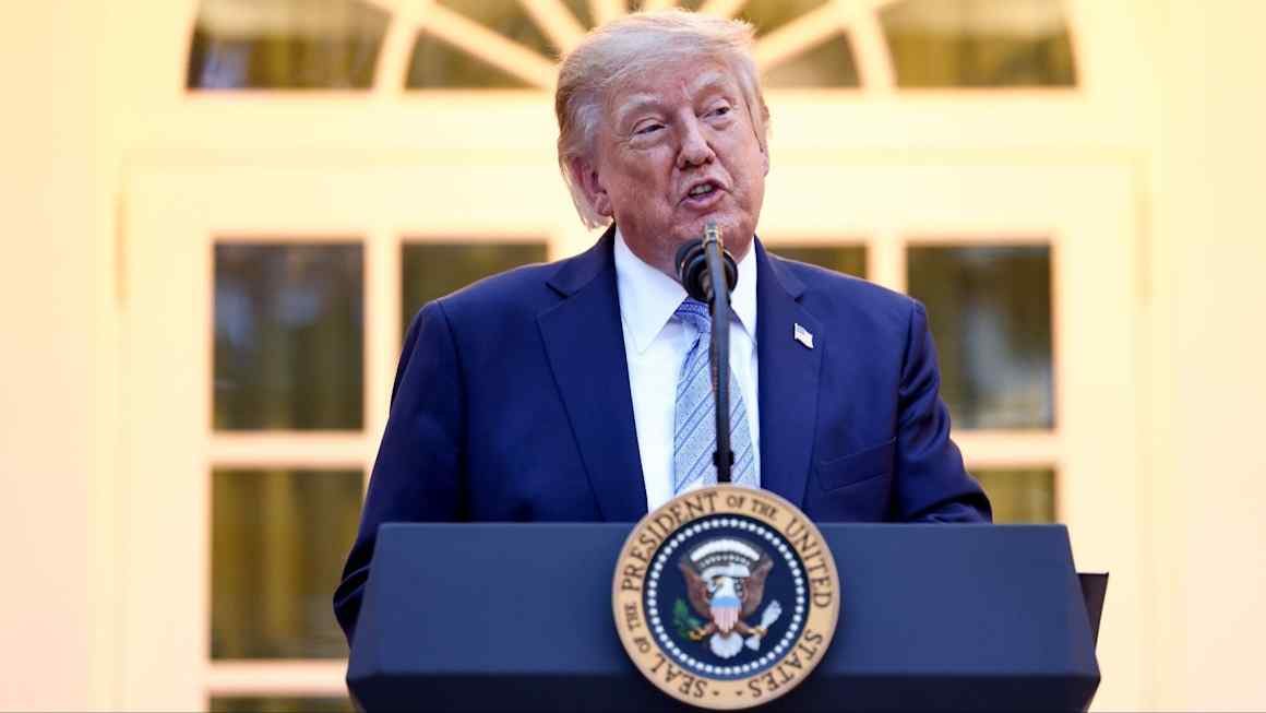 Trump bans major US news outlets from White House