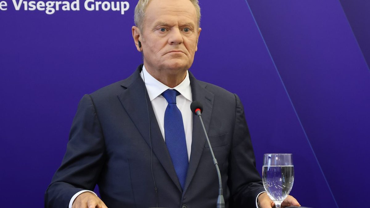 Tusk dostał raport od szefa CIA. "Należy spodziewać się różnych scenariuszy"