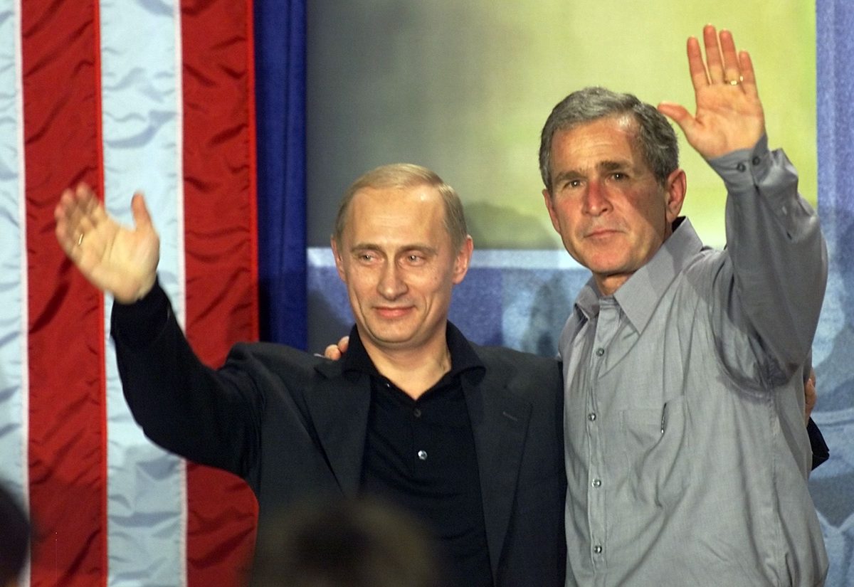 11. september forente USA og Russland. Krigen mot terror ødela etter hvert vennskapet.