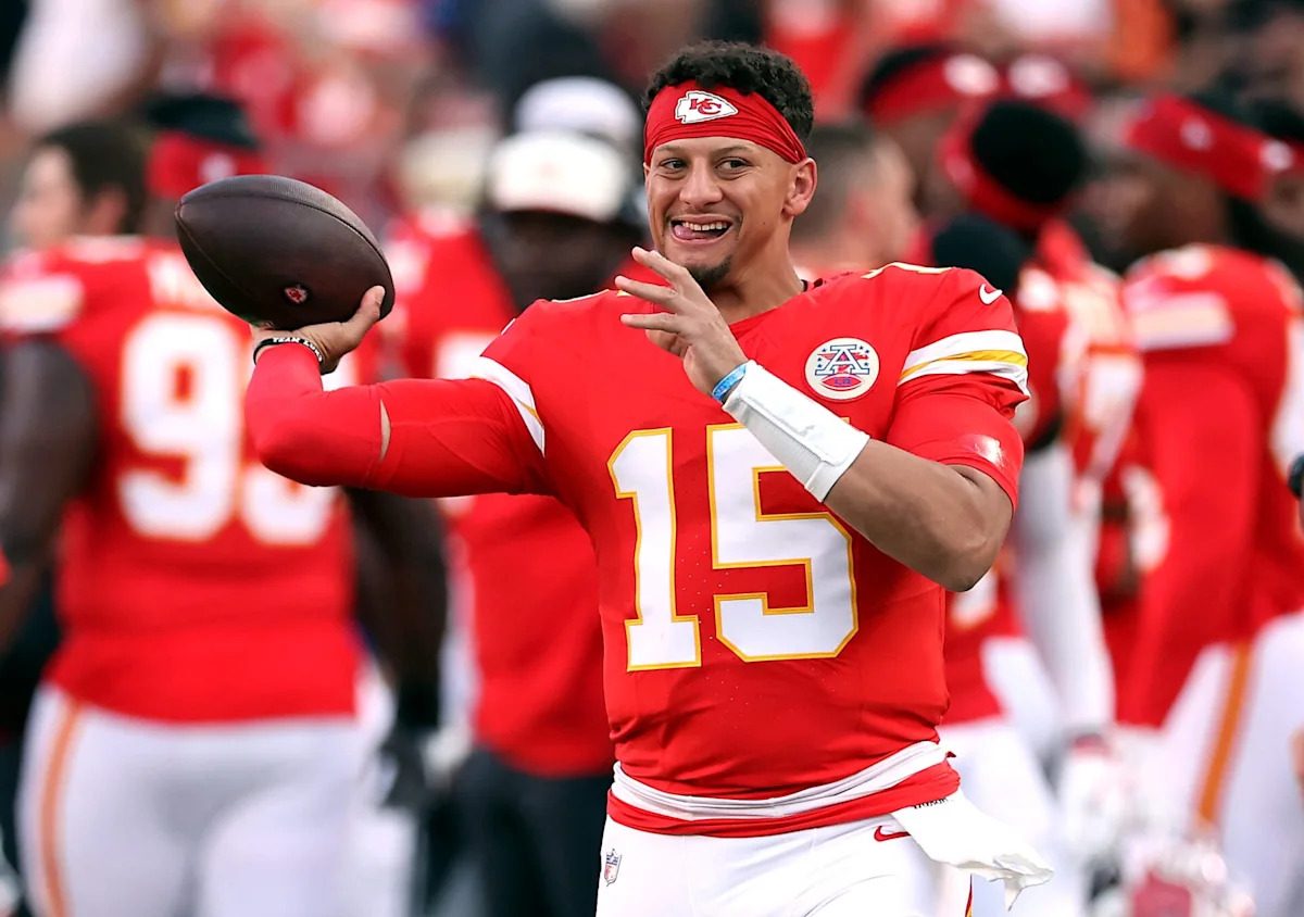 Patrick Mahomes headlines Chiefs’ eight-man injury report for week 1 Broncos clash