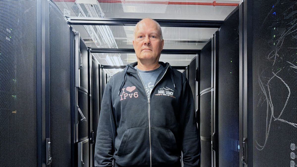 [Ekstra] IT-sikkerhetsprofil ble raidet av politiet: – De er late og inkompetente