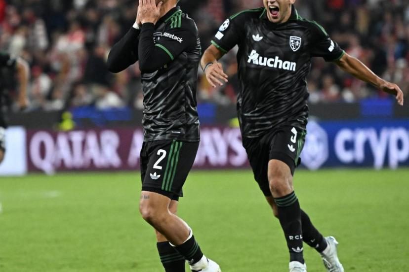 Sima, Thauvin, Aguilar : les trois buts du succès fou de Lens sur la pelouse du Slavia Prague en vidéo