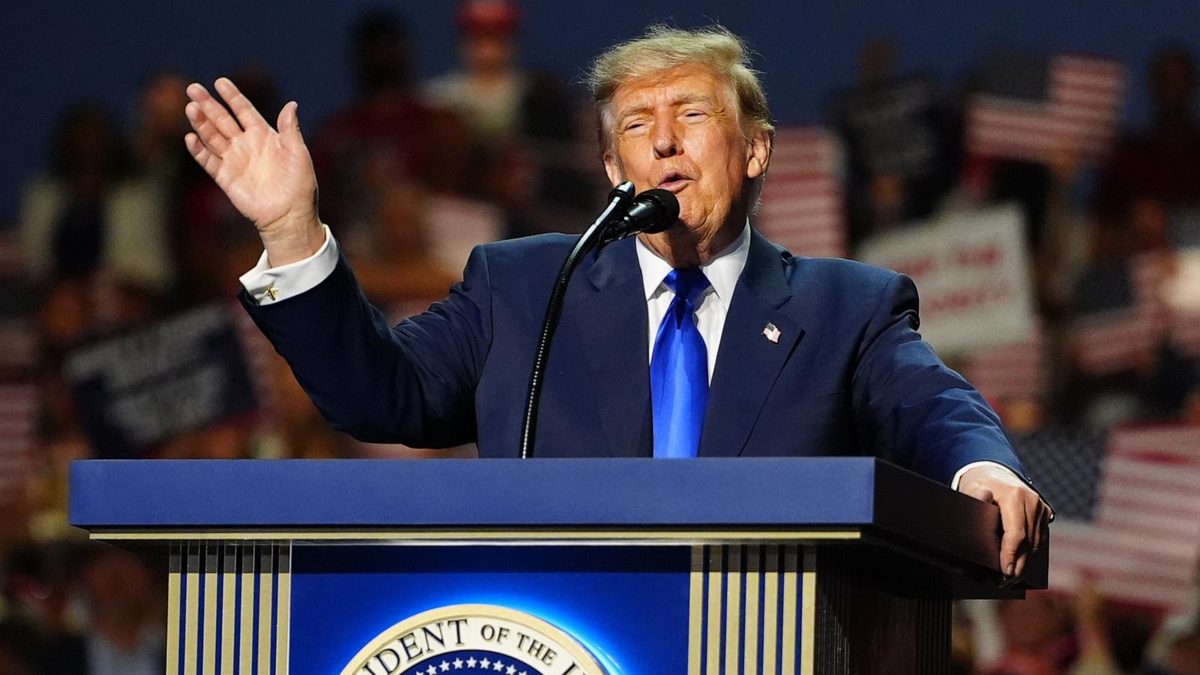 Trump promises $500 Obamacare rebate checks for 1M enrollees in 30 states