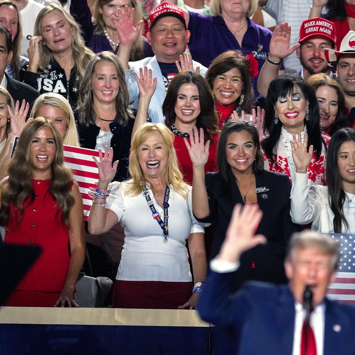Trump’s Grand Midterm Convention Finale: ‘I’m a Little Bit Tired of Politics’