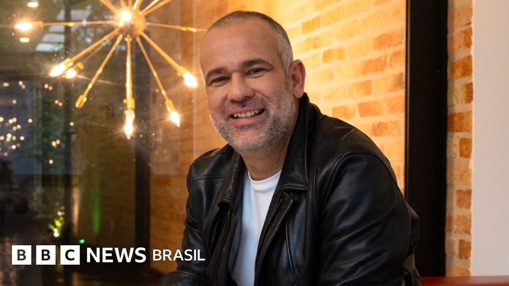 Crise do Supremo traz eleitor evangélico de volta para Flávio Bolsonaro, diz Renato Meirelles