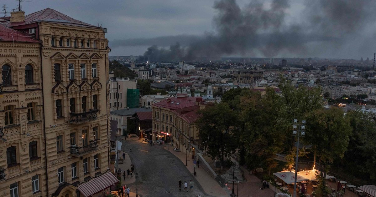 Guerre en Ukraine: la Russie dit avoir abattu 777 drones ukrainiens, deux morts