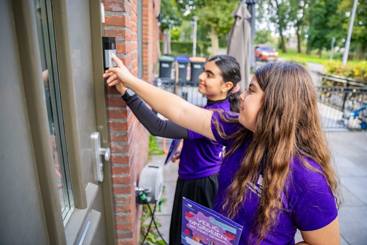 Zijn kinderpostzegels nog wel van deze tijd?