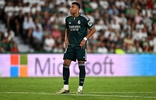 « Nous avons créé des chaussures qui racontaient mes rêves » : Mbappé rend hommage à Nike, son sponsor pendant 20 ans