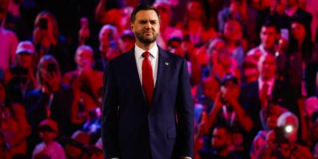 En conclusion de la convention républicaine, J. D. Vance passe sous silence la guerre en Iran et se pose en premier adv…