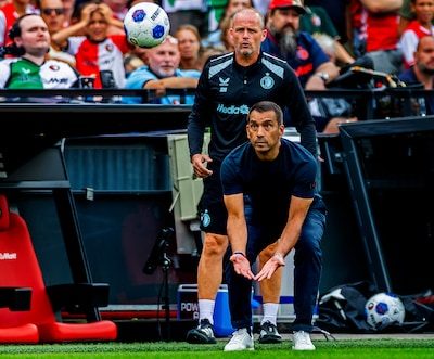 De man die trainingen tot op de komma uitwerkt: waarom Feyenoord zo wel vaart bij Sipke Hulshoff