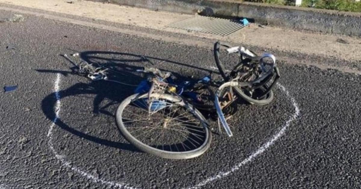 Viareggio, travolta da un'auto pirata mentre è in bici: muore una donna di 46 anni