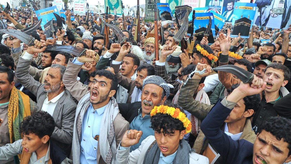 Saudi Arabia issues air raid alerts across the country, and other Mideast developments